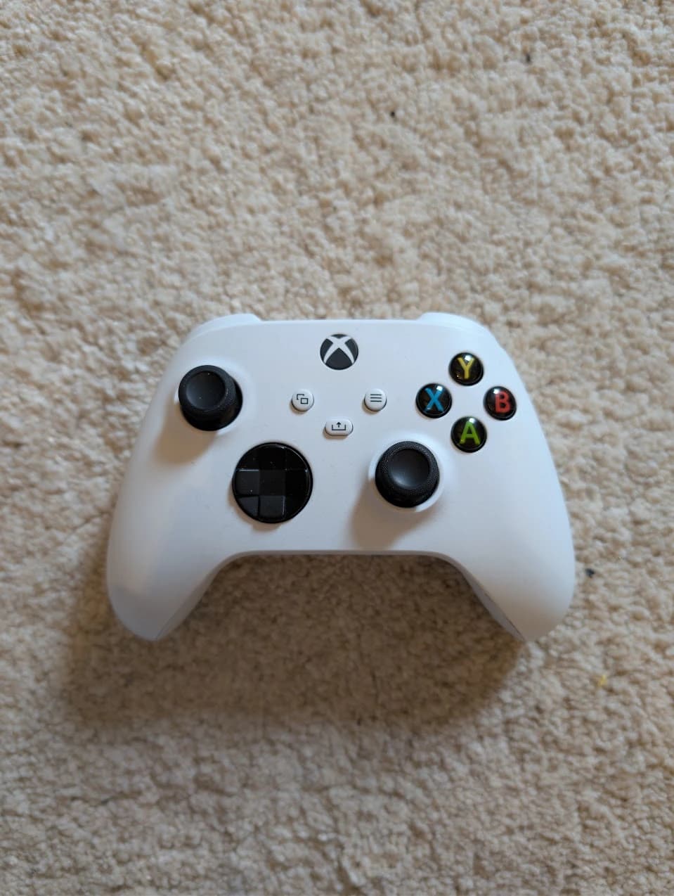 Originales Controller-Produktbild vor der Optimierung